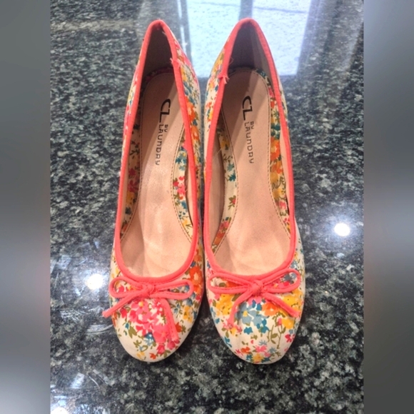 CL by Laundry Lifetime Floral Pump Heels Size 7 M - Picture 2 of 7